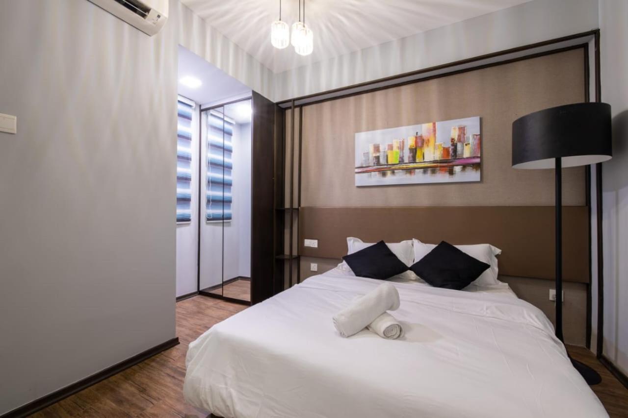 Loft Pano Seaview Suite 2 Bedroom By The Only Bnb Jelutong Dış mekan fotoğraf